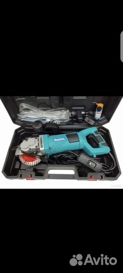 Штроборез Makita MT-133