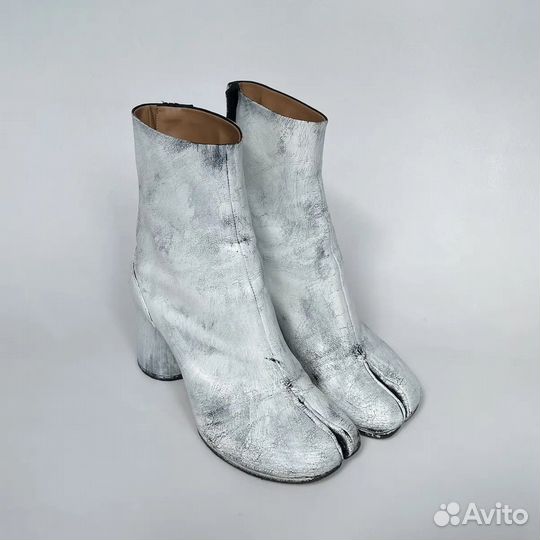 Ботинки Maison Margiela Painted Tabi Boots