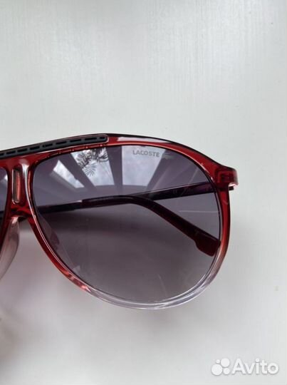 Солнечные очки женские Lacoste