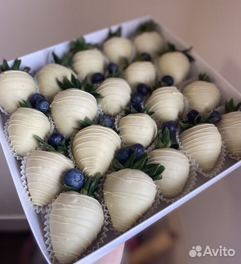 Клубника в шоколаде в Чёрной