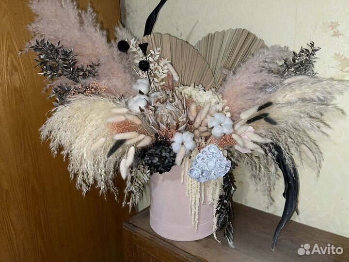 Букет из сухоцветов в коробке