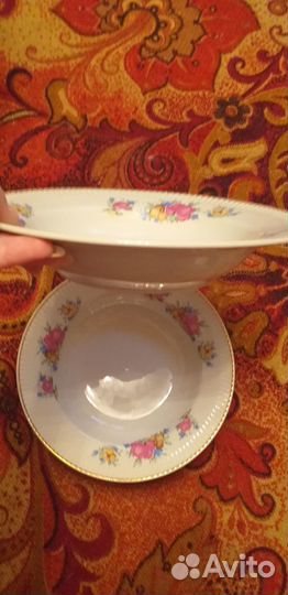 Глубокие суповые тарелки