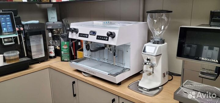 Кофемашина для кофейни бара Carimali Nimble E2