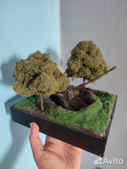 Диорама танк в овраге