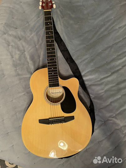 Акустическая гитара
