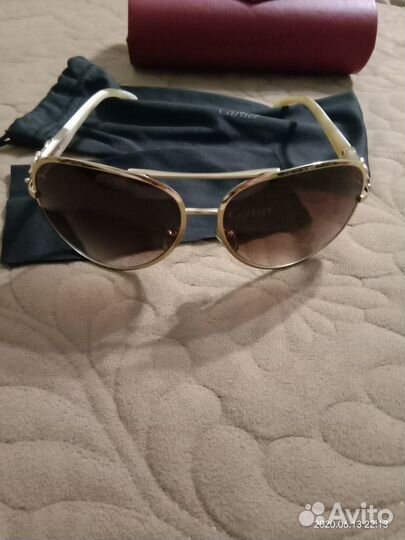 Очки солнцезащитные