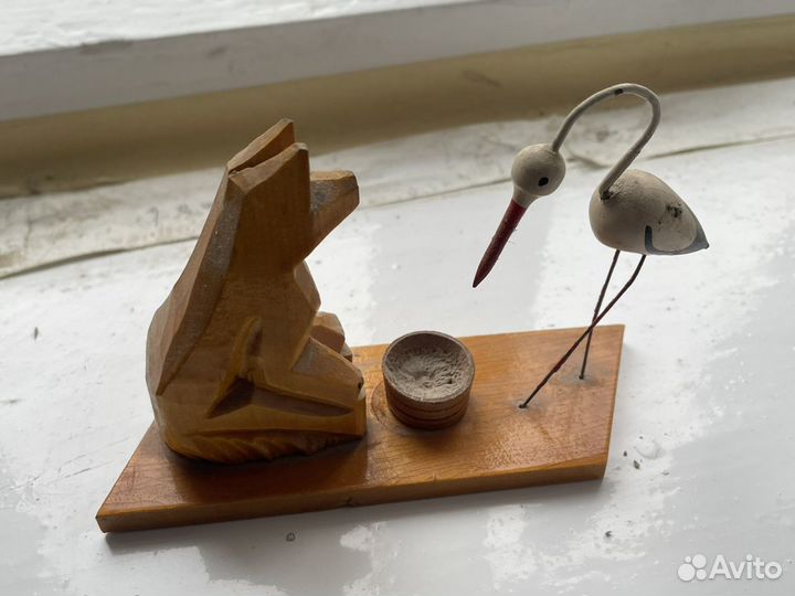 Статуэтка из дерева