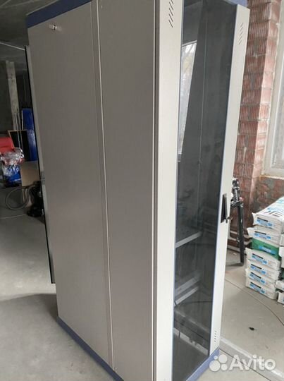 Серверный шкаф 42u