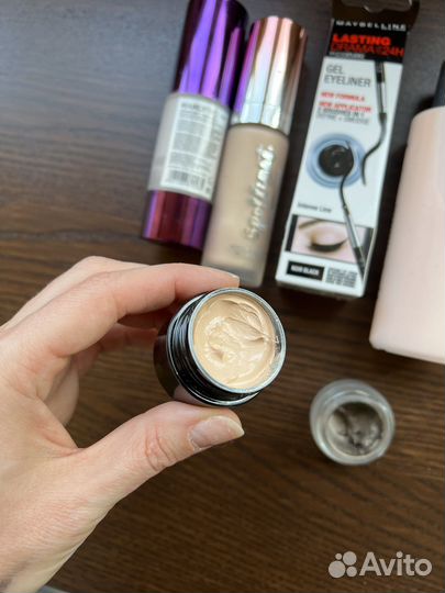 Косметика Charlotte Tilbury, Hourglass и другие