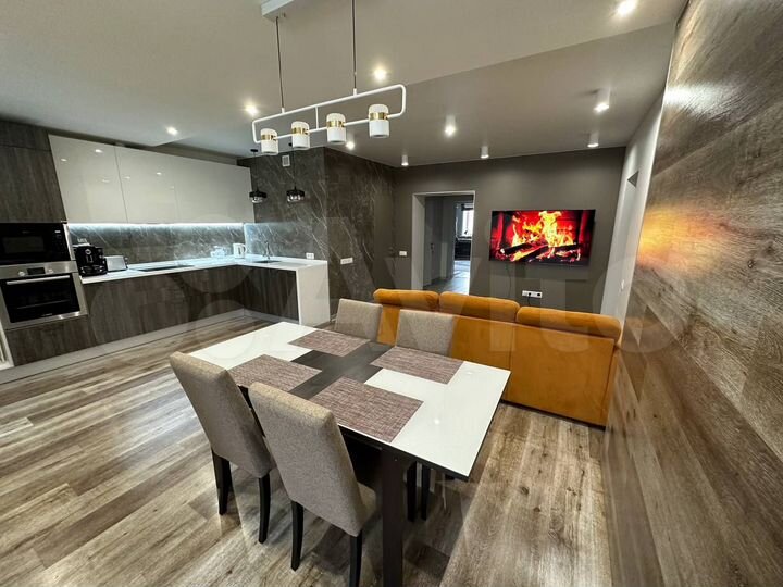 3-к. квартира, 82 м², 7/16 эт.