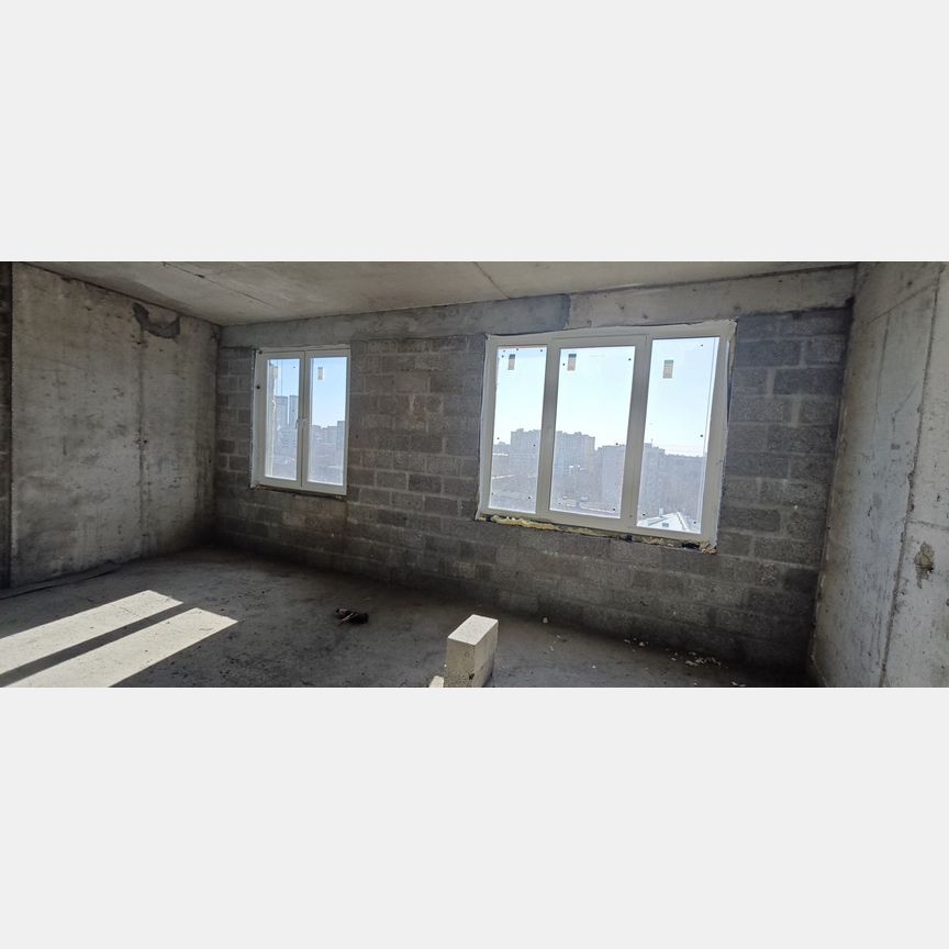 3-к. квартира, 95,8 м², 8/10 эт.