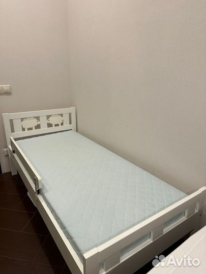Детская кровать IKEA с матрасом