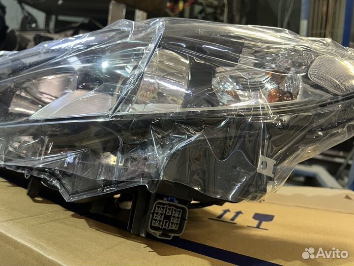Фара передняя левая/ правая на Mazda 6 (GJ)