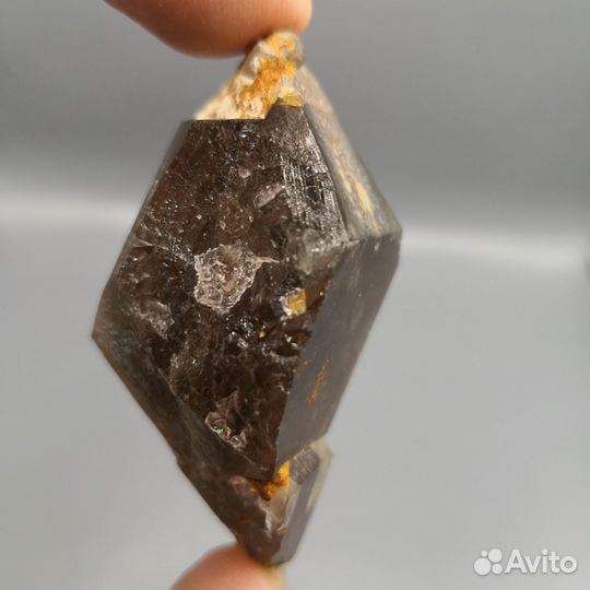 Дымчатый кварц, двухголовый