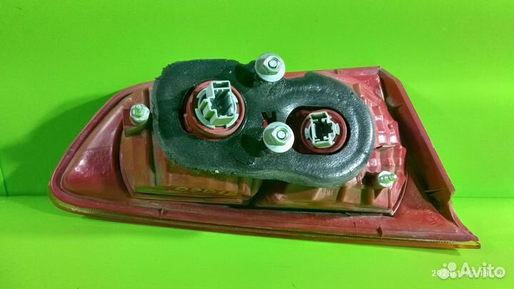 Фонарь внутренний правый для Mitsubishi Lancer 10