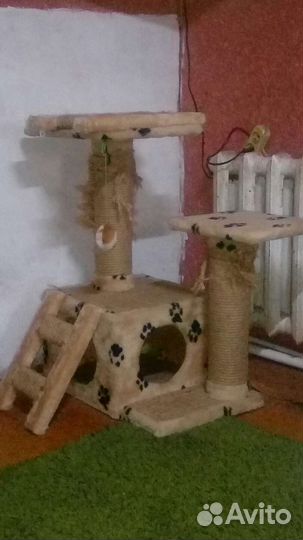 Домик для кошки с когтеточкой бу