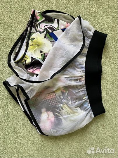 Продам костюм Reebok