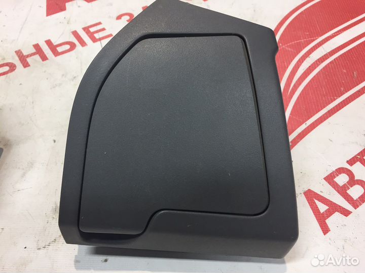 Подстаканники в торпеду Nissan X-Trail T31