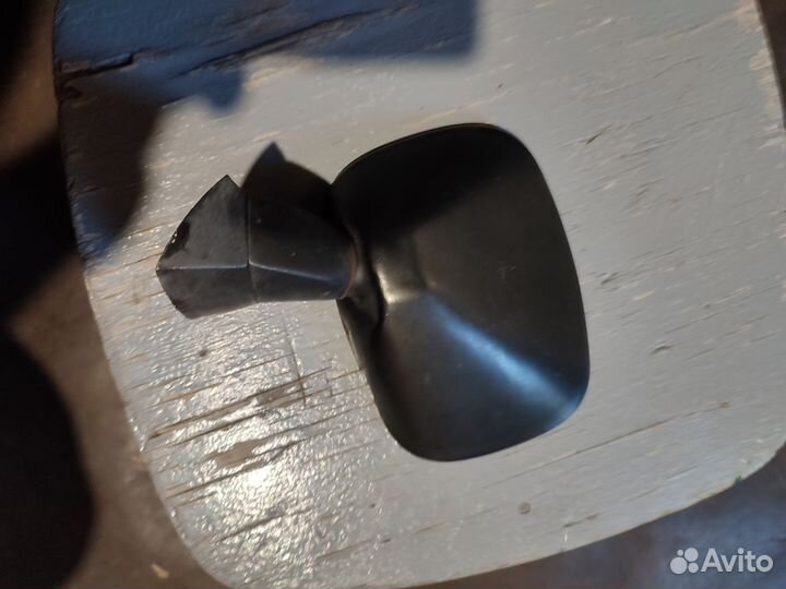 Зеркало левое газ 24