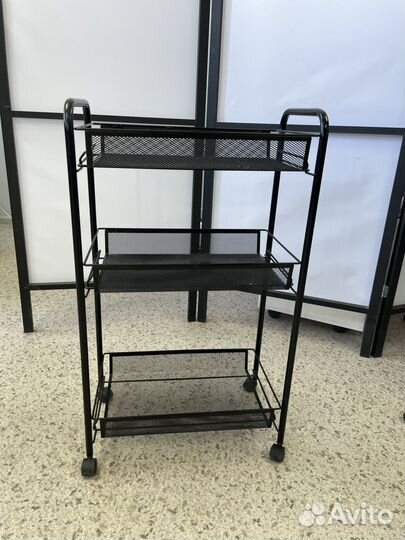 Тележка парикмахерская