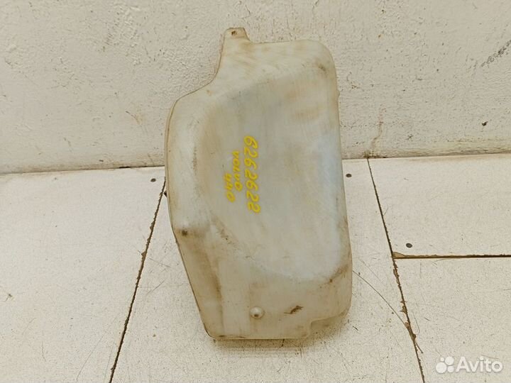 Бачок омывателя Вольво 460