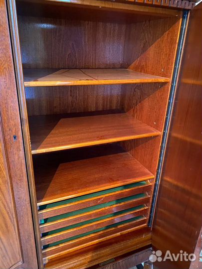 Шкаф винтаж