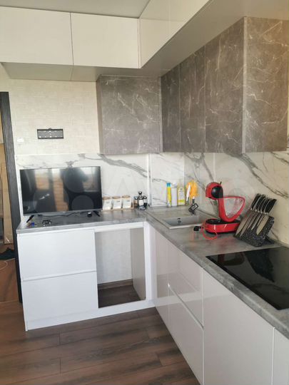 3-к. квартира, 75,4 м², 13/16 эт.