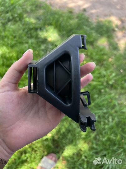 Кронштейн крепления бампера ford Focus