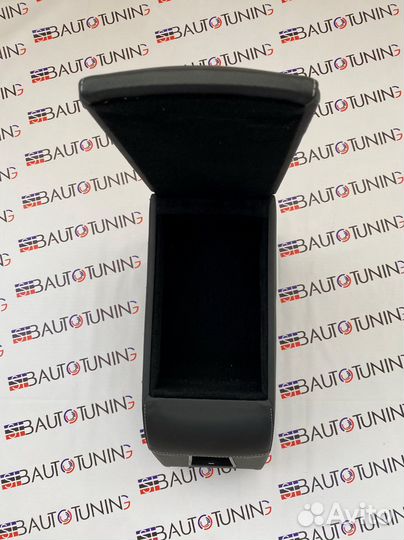 Бар (подлокотник) Volkswagen Polo c 2011-2015