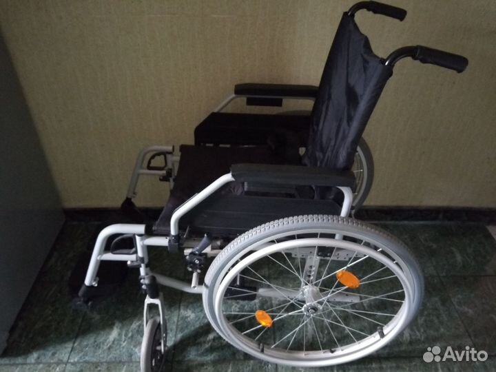 Инвалидная коляска складная бу