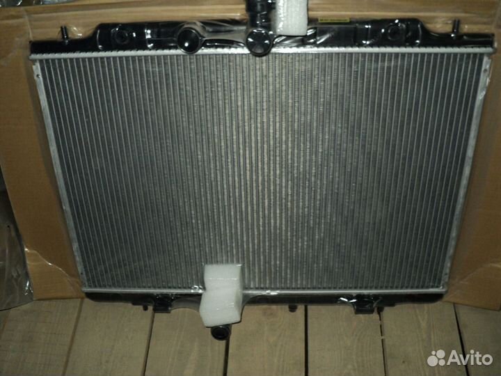 Nissan X-Trail 2007 радиатор охлаждения