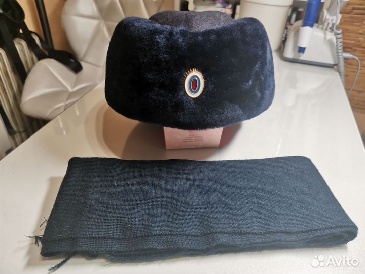 Шапка и кашне, женские, полиция