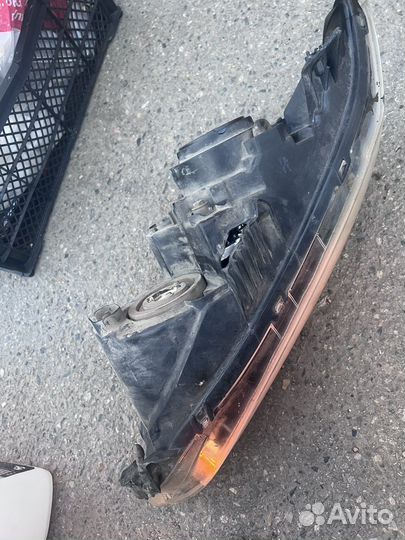 Фара передняя левая mazda 3 bk седан