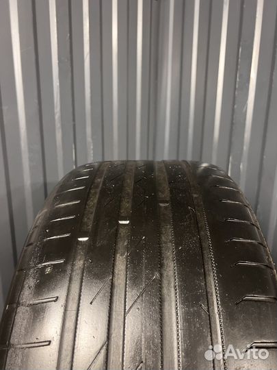 Nokian Tyres Hakka Black 255/40 R19 100Y