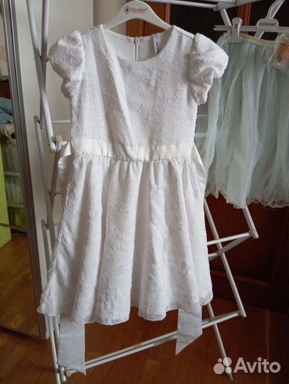 Два платья 116 122 для девочки