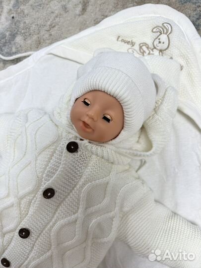 Комплект на выписку вязаный