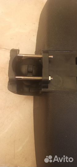 Зеркало заднего вида на праворульный грузовик