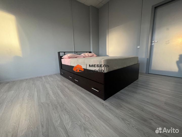Кровать двуспальная 160 с ящиками в наличии