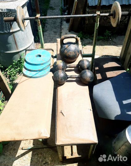 Скамья для жима лежа. Гири.диски