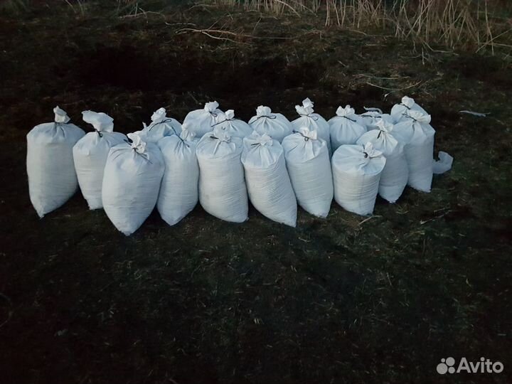 Чернозем, перегной, торф, песок, навоз, в мешках