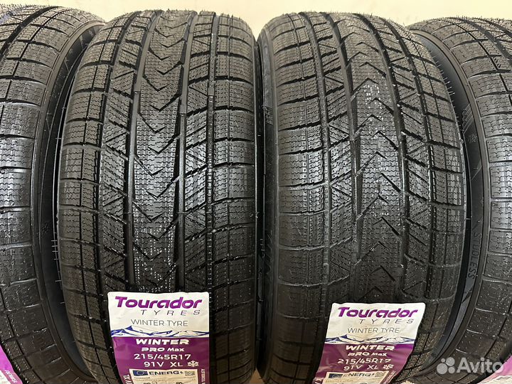 Tourador Winter Pro Max 215/45 R17 92V