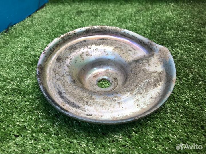 Опора амортизатора задняя правая Renault Kaptur