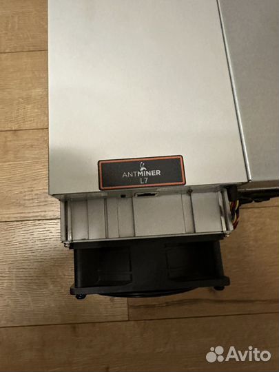 Asic Antminer L7 9300Mh идеал, как новый