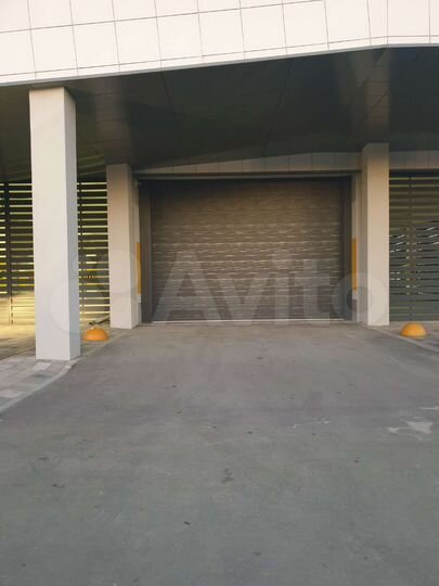 Машиноместо, 20 м²