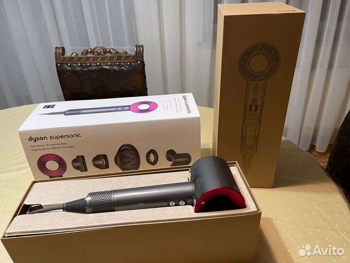 Dyson supersonic HD08