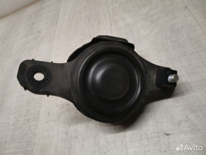 Опора двигателя правая Subaru Xv GT7 2.0 FB20C