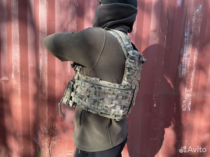 Жилет с подсумками