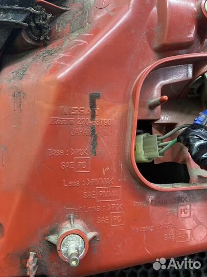 Левый фонарь Nissan Skyline V35