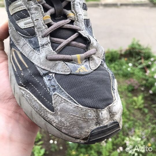 Кроссовки adidas
