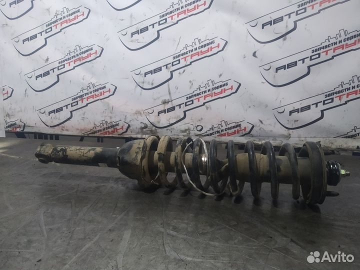 Стойка ходовки honda CR-V RD1 RD2 задняя правая ле